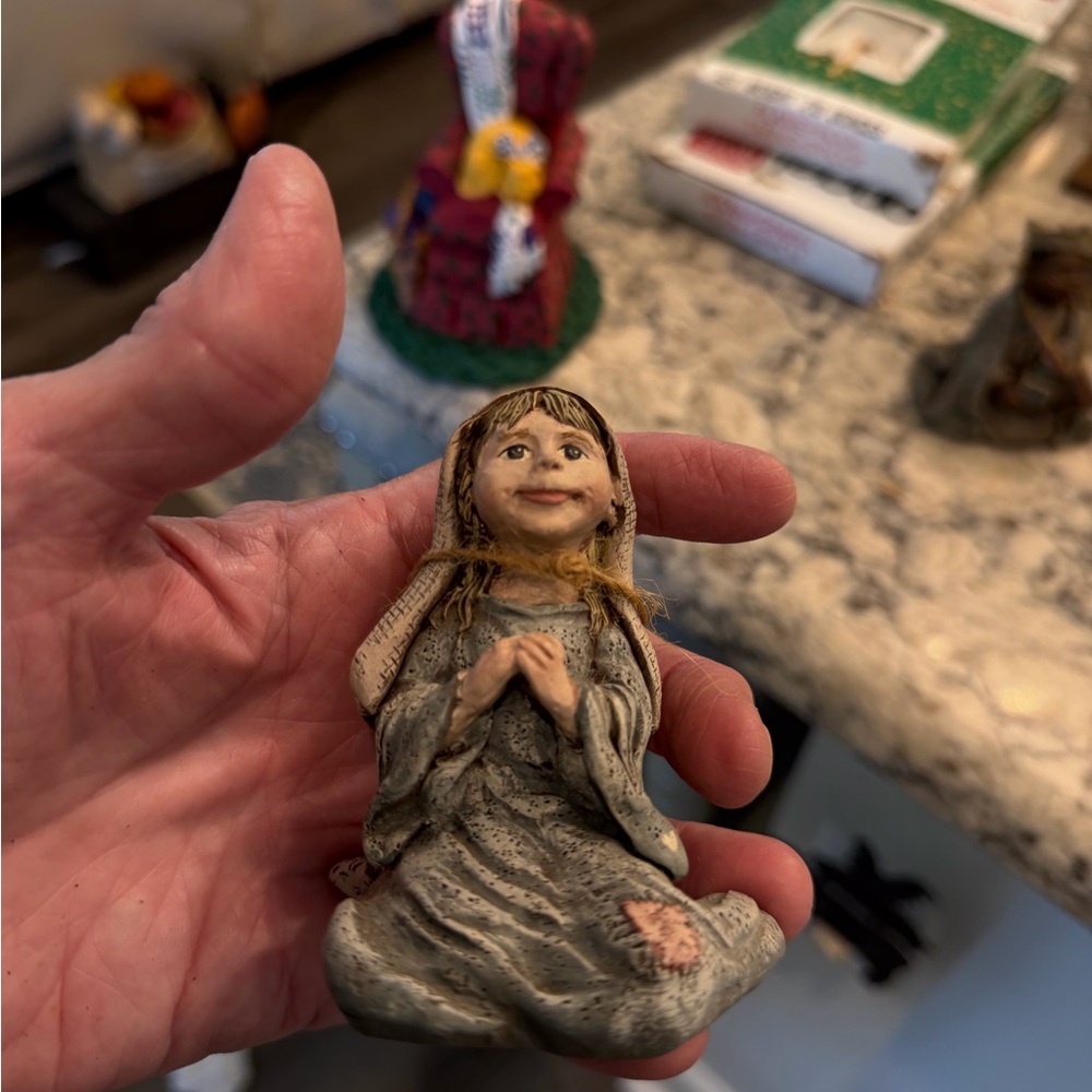 Sarah’s attic Christmas figurine Holiday Sculpture